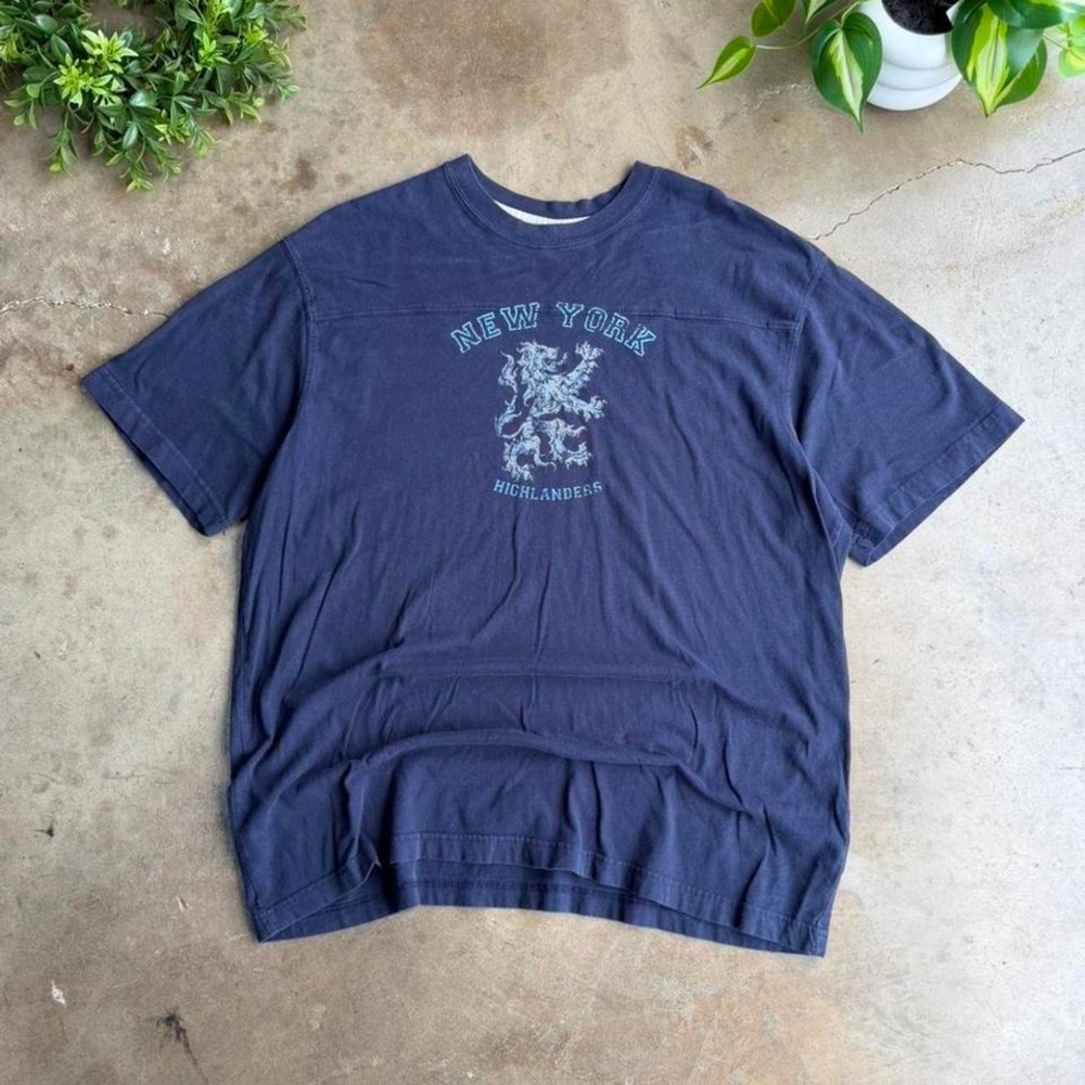 Vintage Y2K Navy blue New York Highlanders tee